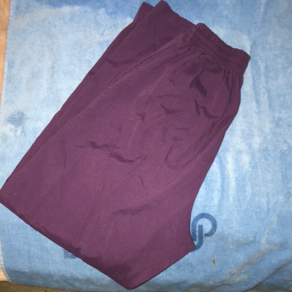 Purple small scrub pants with pockets with pockets
